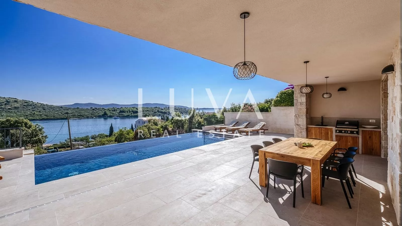 Iž, Zadar, modernes Luxushaus am Meer zum Verkauf