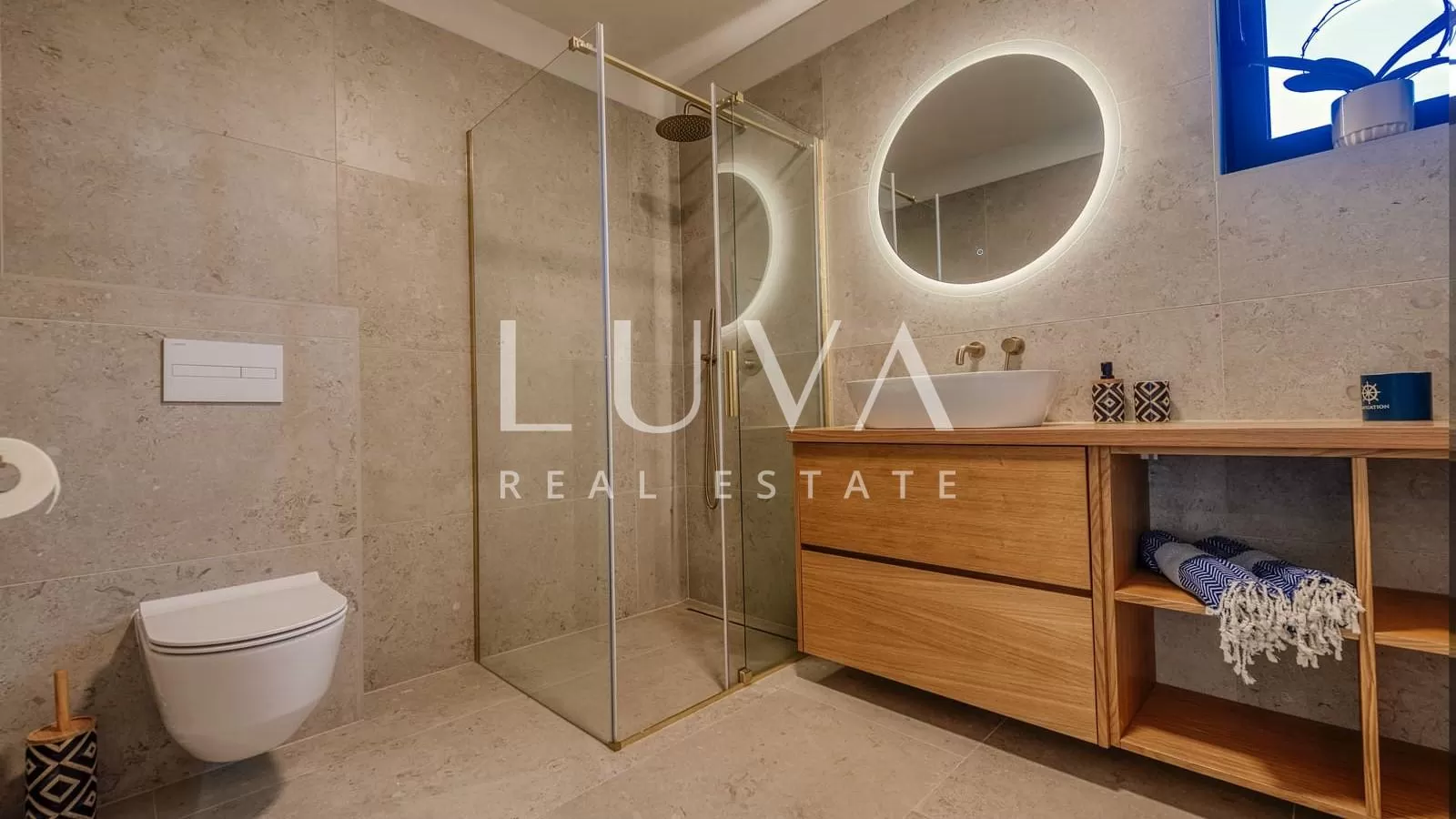 Iž, Zadar, modernes Luxushaus am Meer zum Verkauf