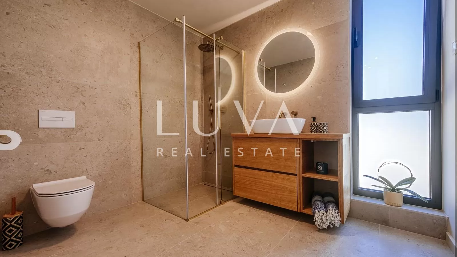 Iž, Zadar, modernes Luxushaus am Meer zum Verkauf