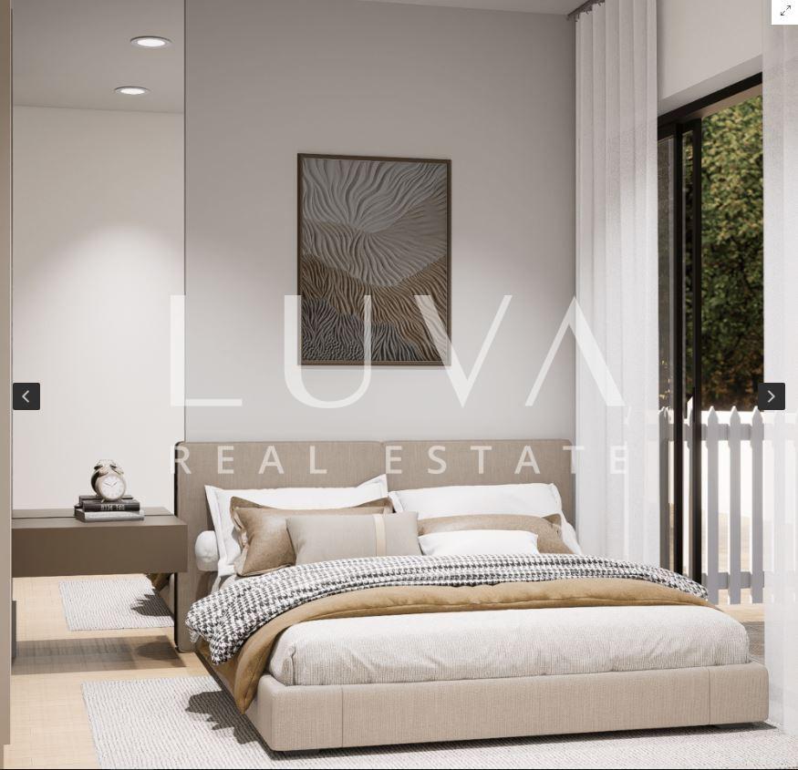 Apartment in Kaštel Stari, 3-bedroom unit, 140 m² garden + parking space in a new residential building