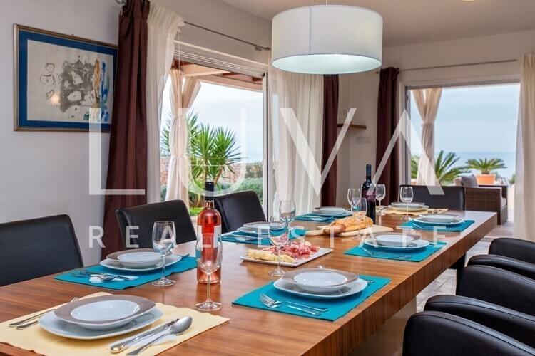 Hvar, Brusje, luksuzna vila s bazenom i pogledom na more na prodaju