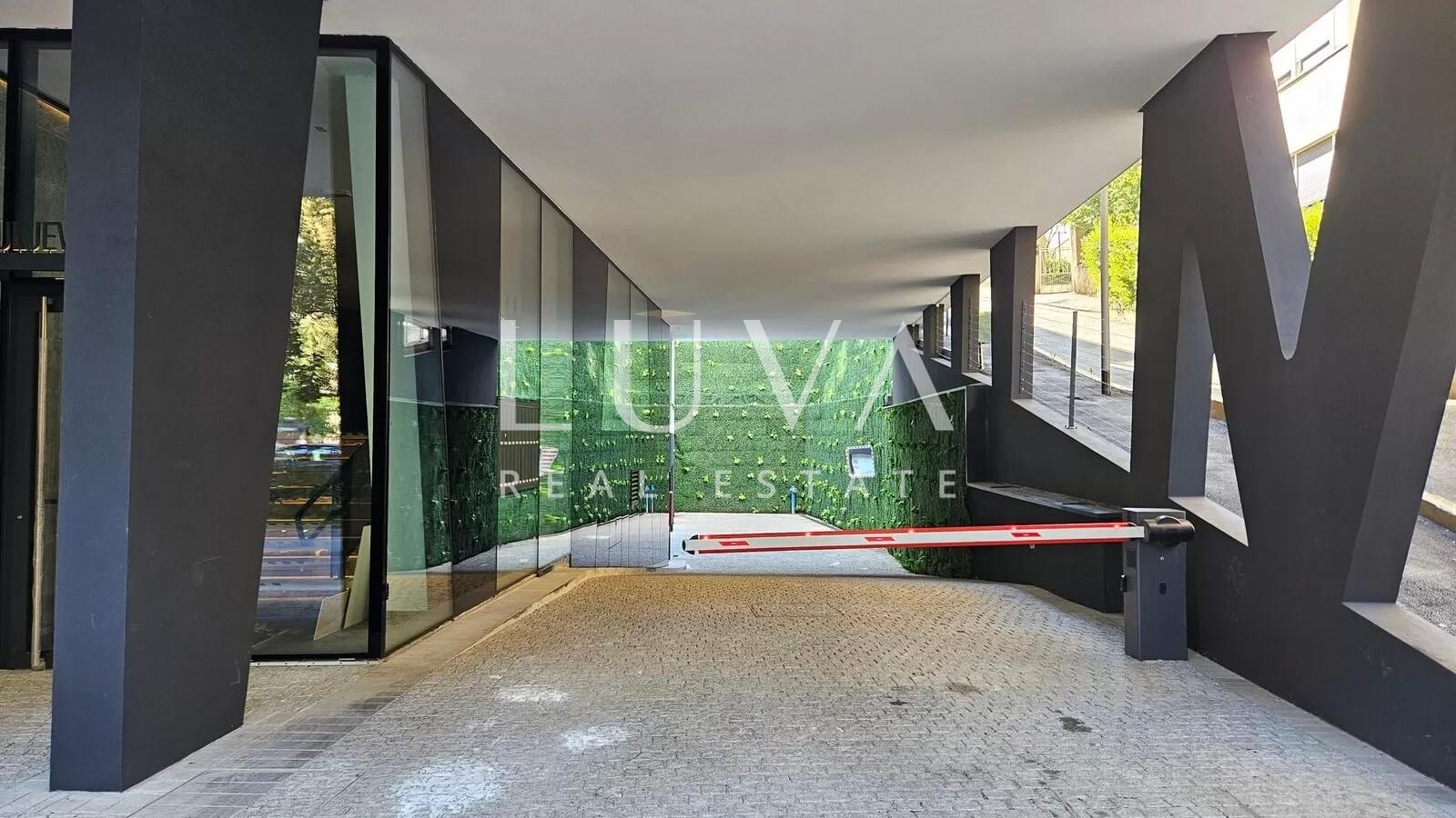 Britanac, Zagreb, luxurious apartment 151m² + 2 garages for rent, new building