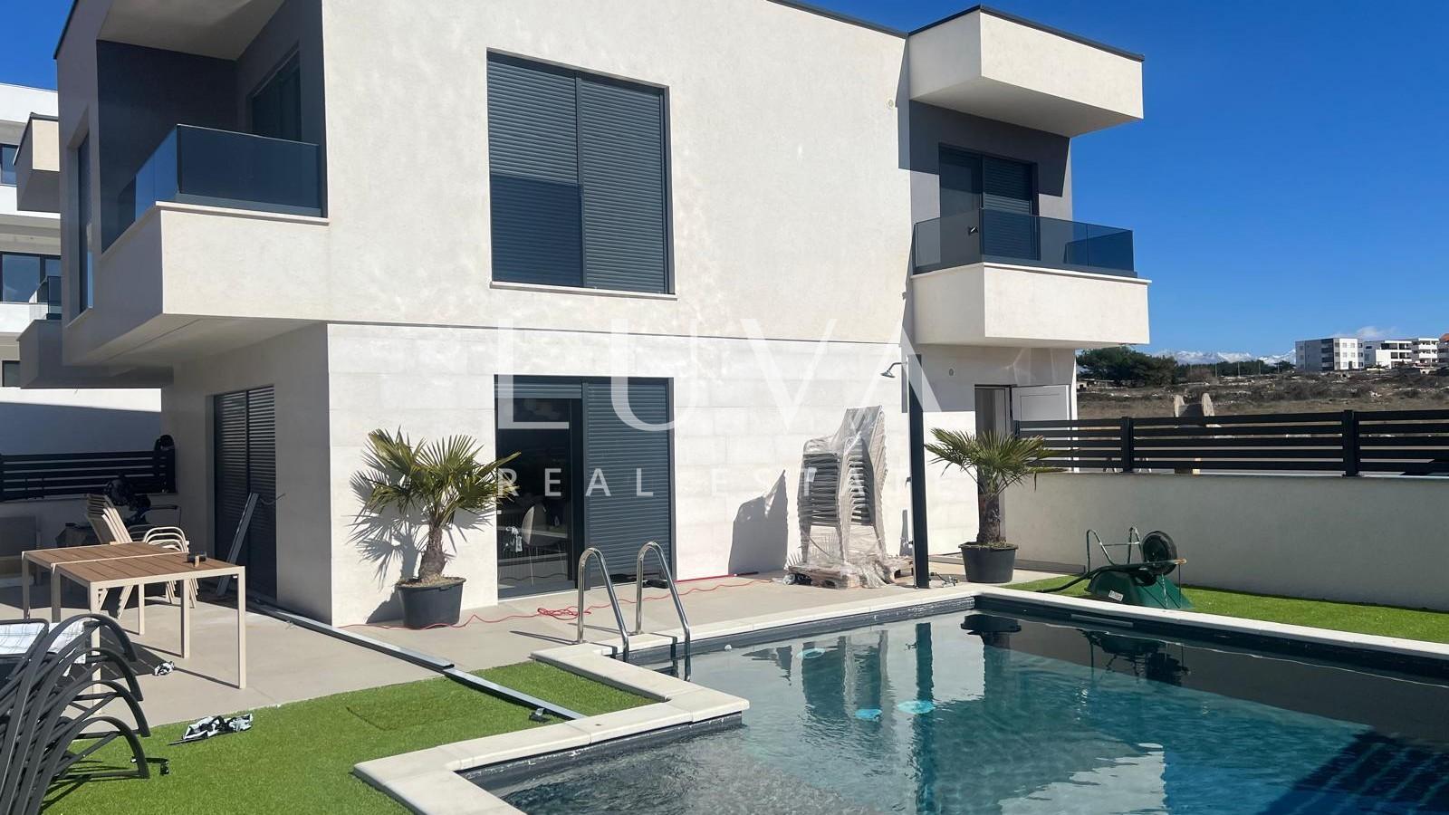 Pag, Povljana, luxury house with a swimming pool near the sea for sale