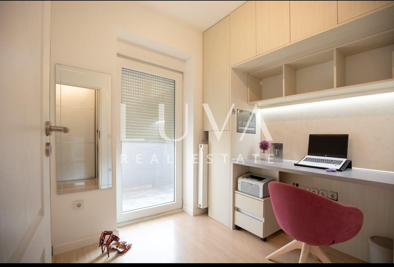 Osijek, Gornji Grad, 4S moderne Wohnung mit Wellness zum Verkauf