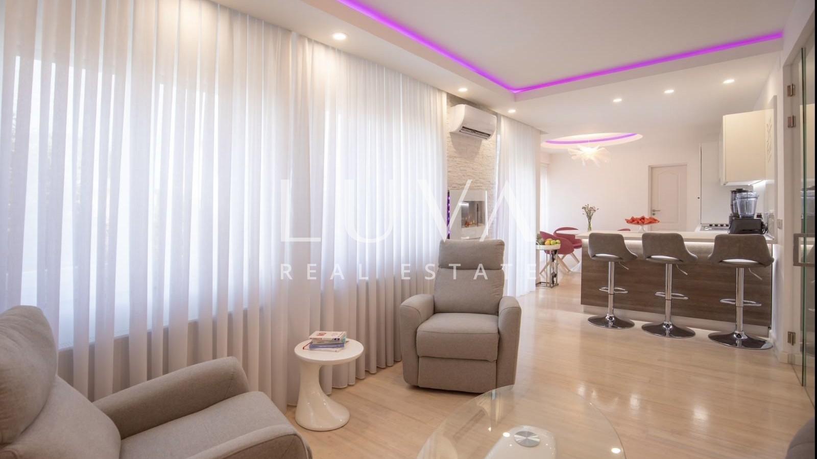 Osijek, Gornji Grad, 4S moderne Wohnung mit Wellness zum Verkauf