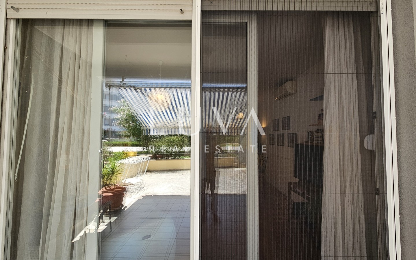 Žnjan, spacious 3-bedroom apartment, 81 m², terrace and garage for sale