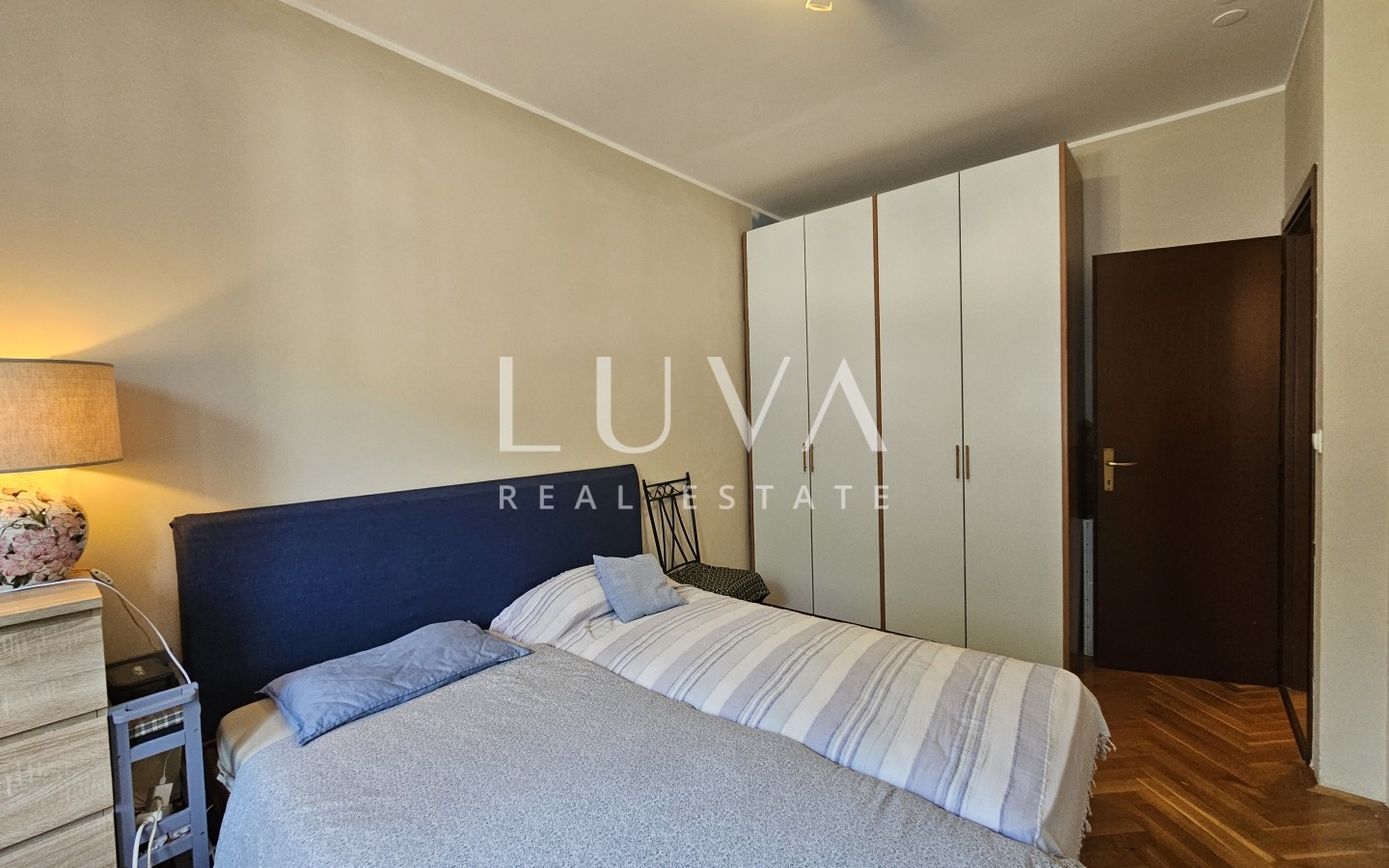 Žnjan, geräumige 3-zimmer-wohnung mit 81 m², terrasse und garage zu verkaufen