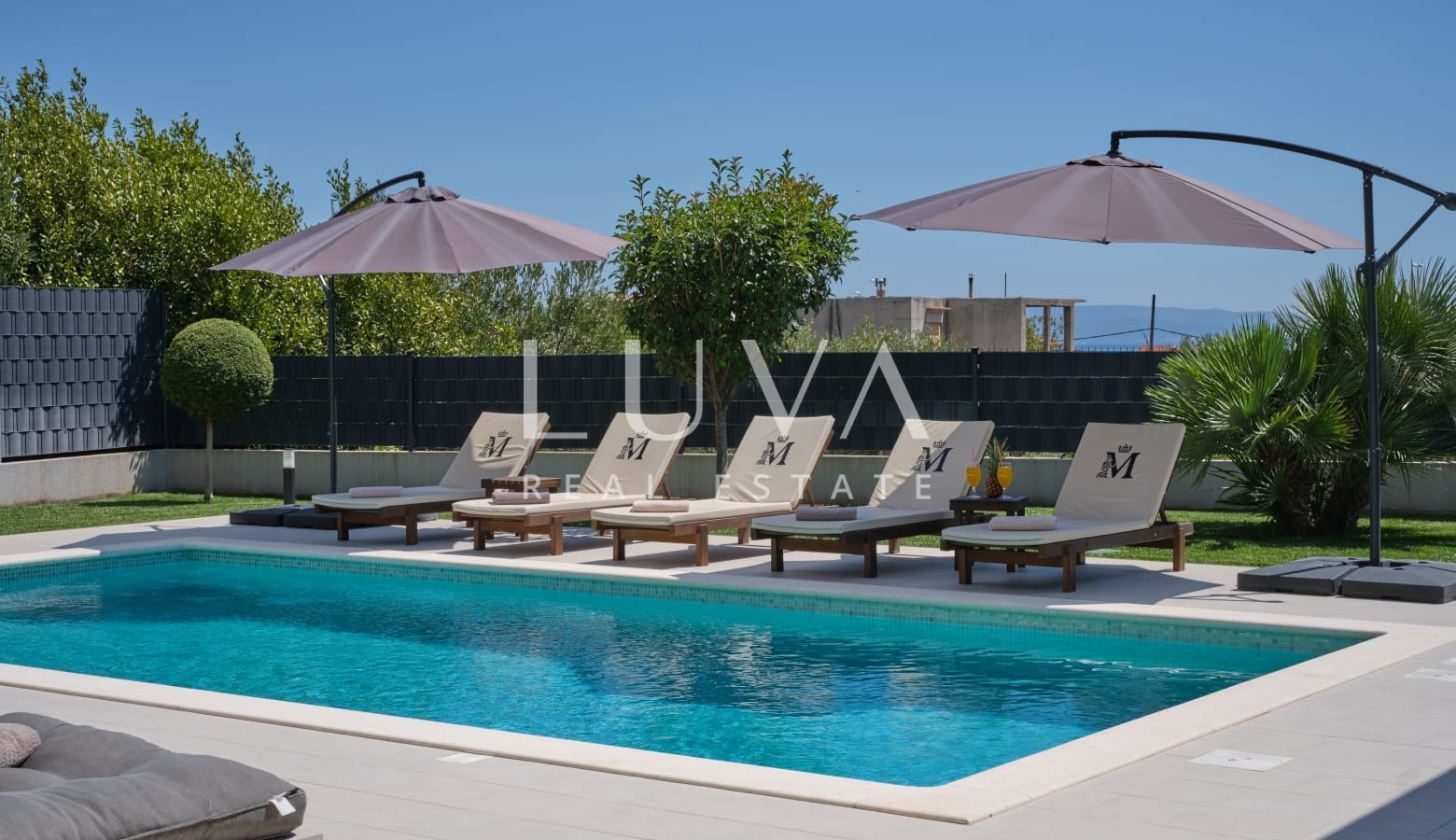 Kaštel Stari, 324 m² Villa with Pool and Sea View for Sale