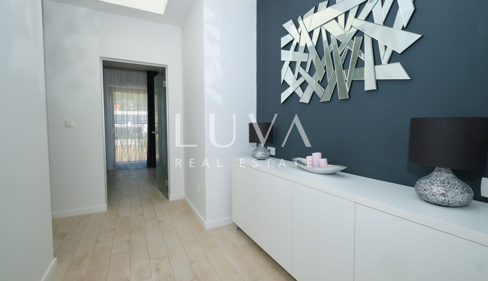 Kaštel Stari, 324 m² Villa with Pool and Sea View for Sale