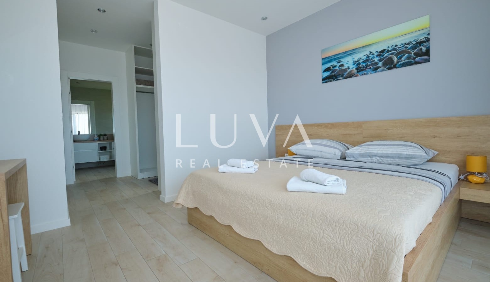 Kaštel Stari, 324 m² Villa with Pool and Sea View for Sale