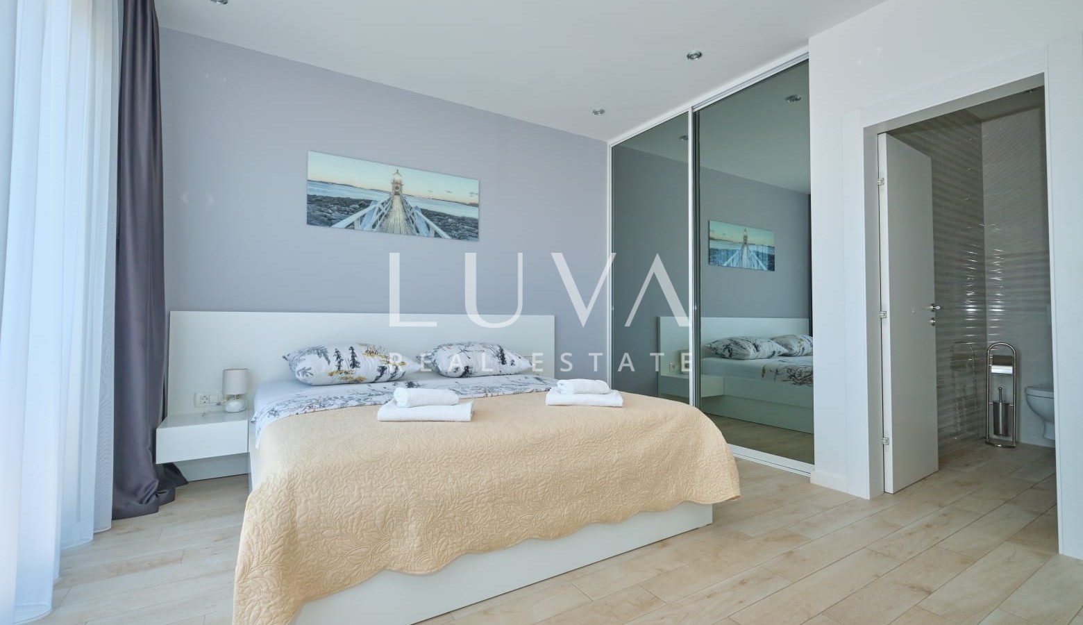Kaštel Stari, 324 m² Villa with Pool and Sea View for Sale
