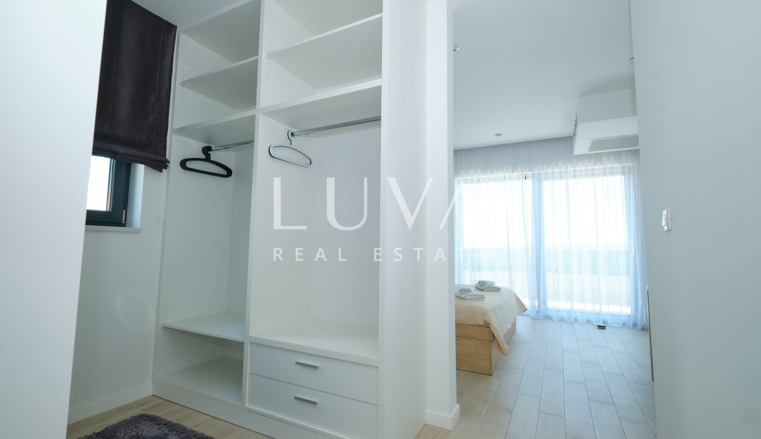Kaštel Stari, 324 m² Villa with Pool and Sea View for Sale