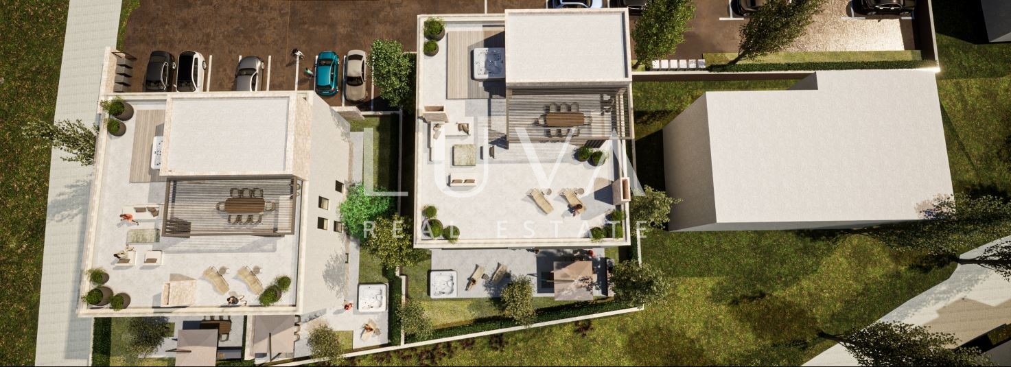 Zadar, Kožino, 1,585 m² building plot with permits, close to the sea
