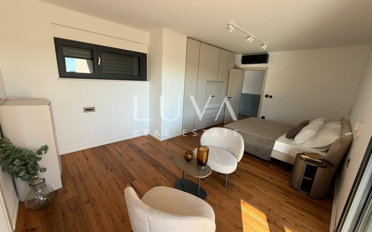 Istria, Štinjan, luxury villa with pool, 275 m2 for sale