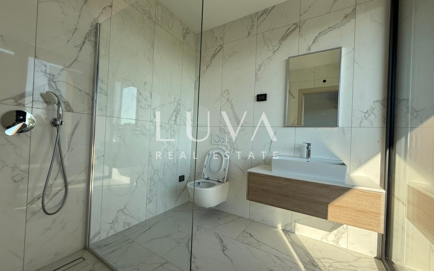 Istria, Štinjan, luxury villa with pool, 275 m2 for sale
