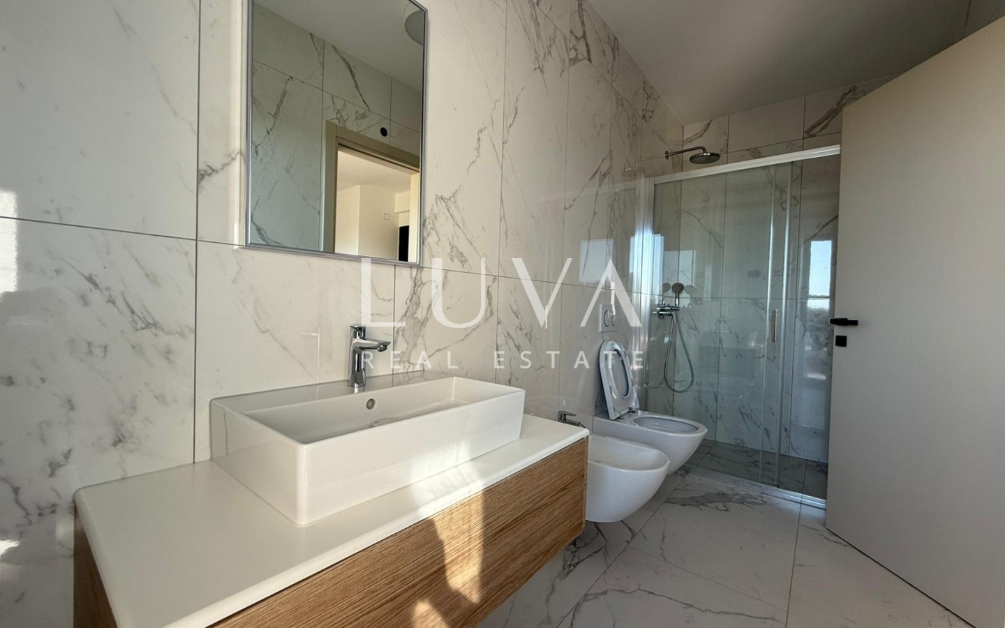 Istria, Štinjan, luxury villa with pool, 275 m2 for sale