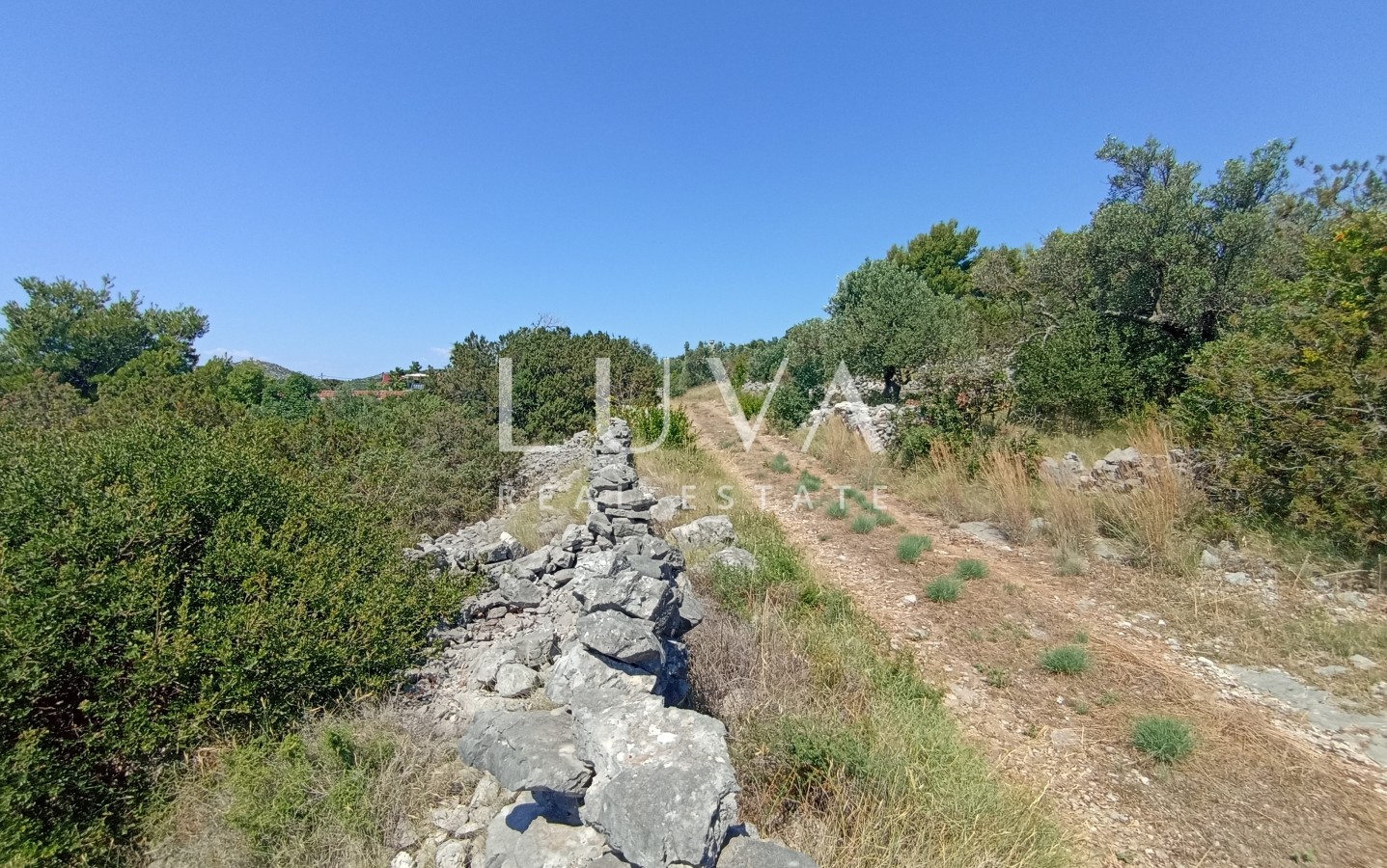 Marina, Vrsine, building plot with building permit, 1,247 m² for sale