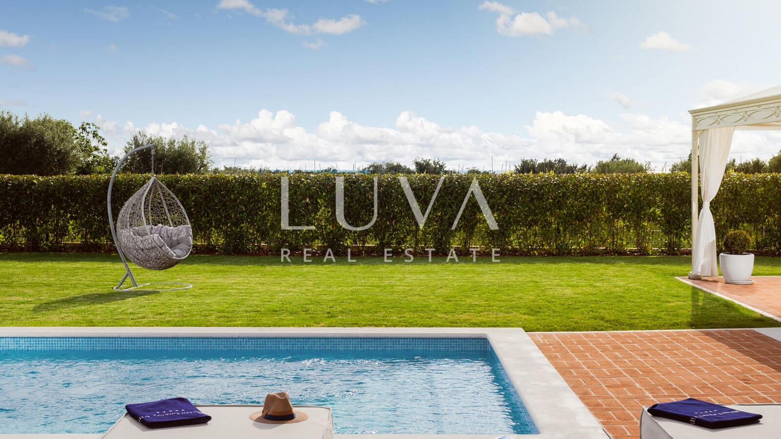 Istria, Poreč, luxury villa with pool, 405 m2 for sale
