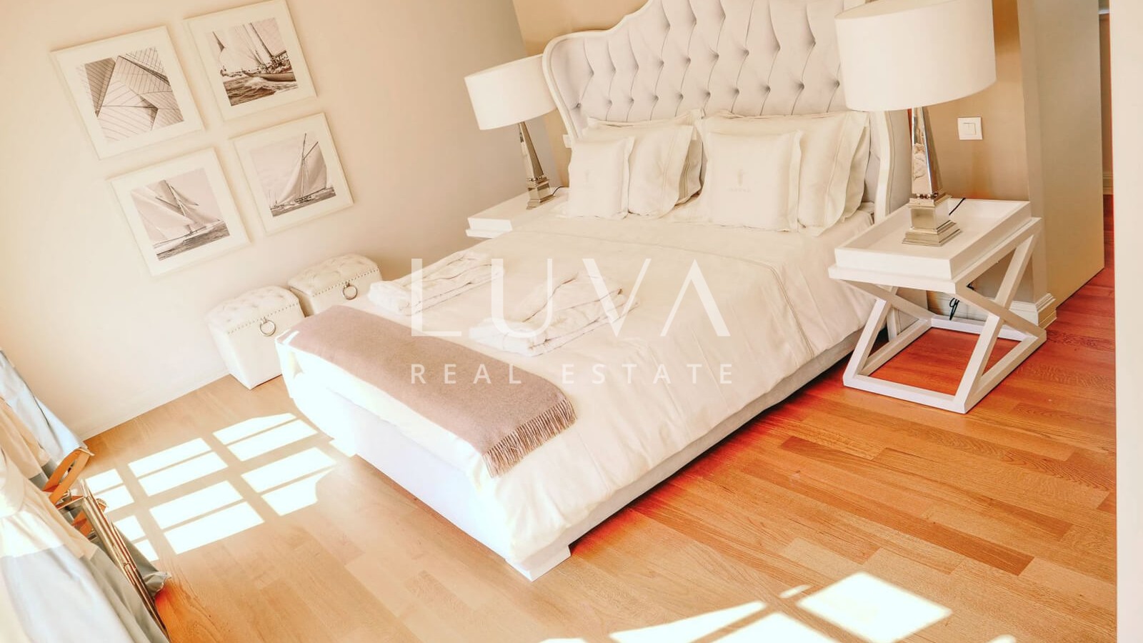 Istria, Poreč, luxury villa with pool, 288 m2 for sale