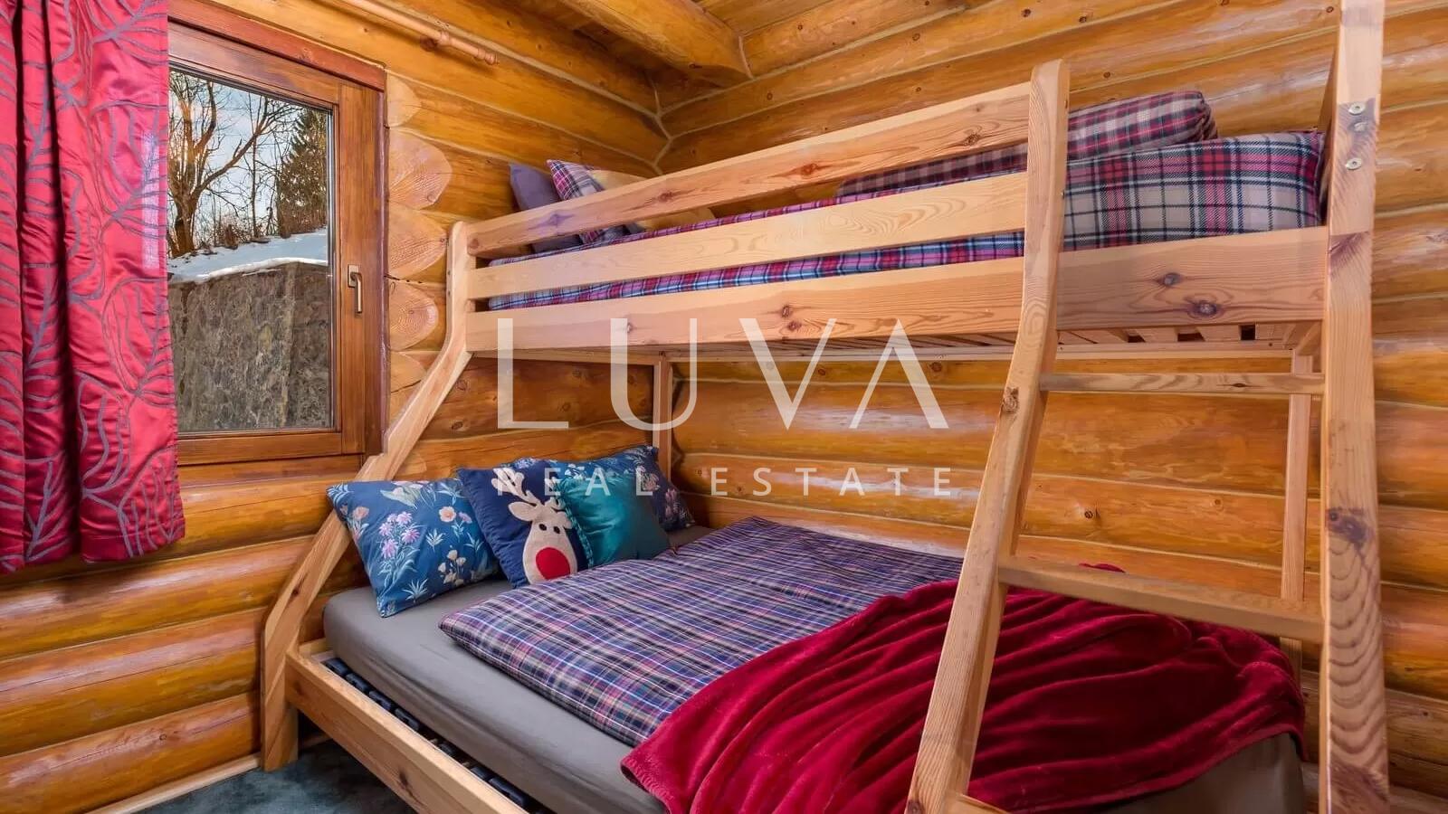 Kupjak, Gorski Kotar, Haus mit Pool und wunderschönem Ausblick zu verkaufen