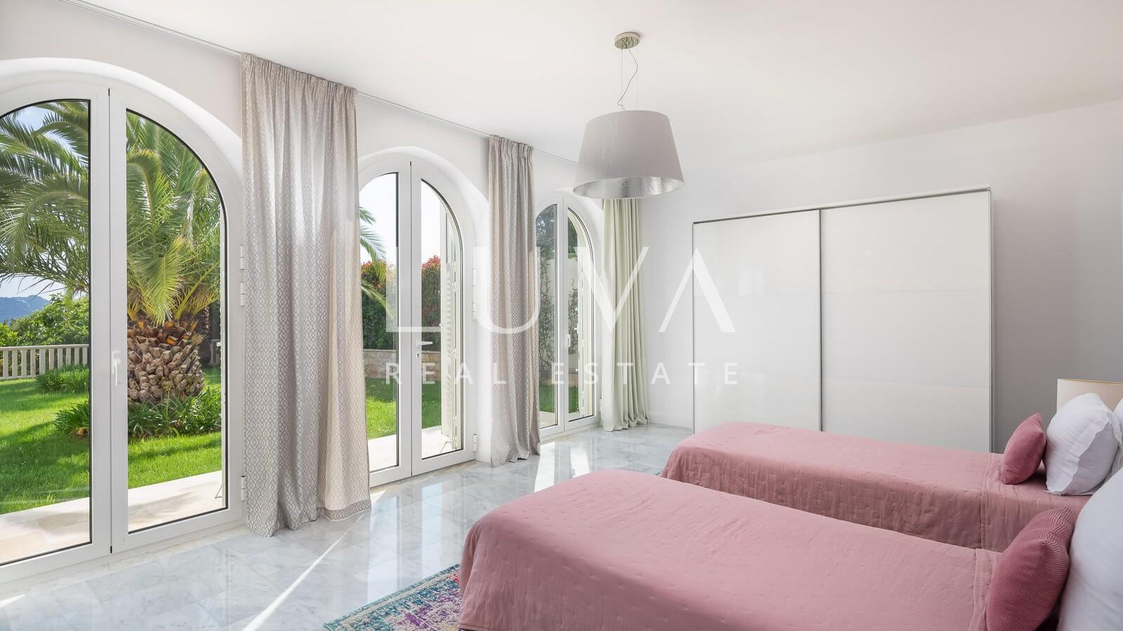 Dubrovnik, Trsteno, luxury villa with pool for sale