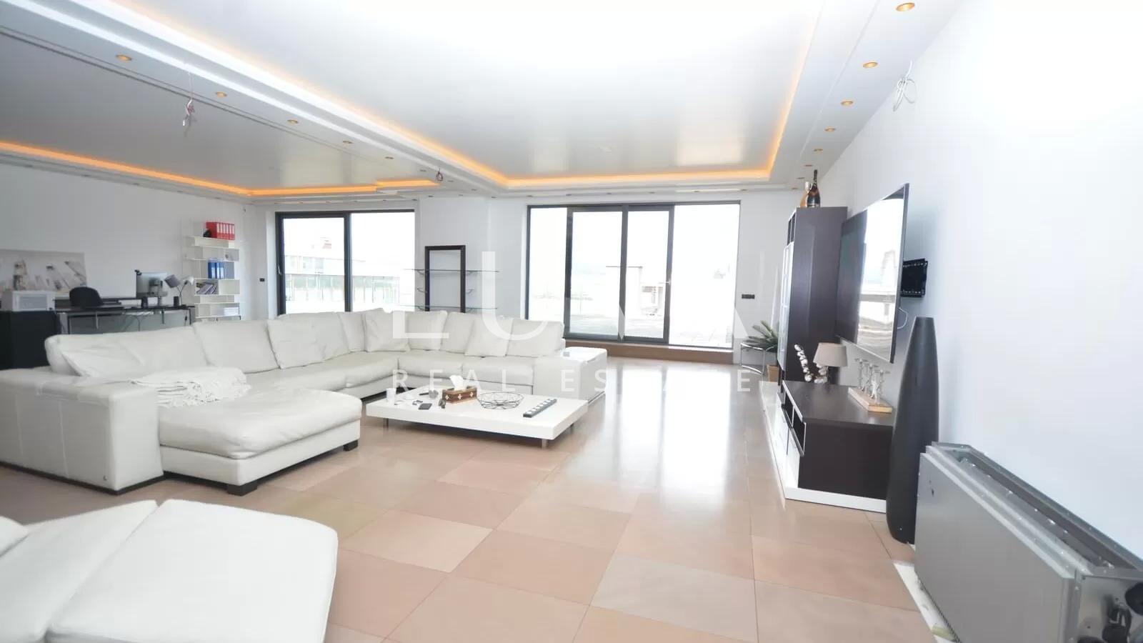 Zagreb, Radnička cesta, luxuriöses Penthouse 368 m² netto zu verkaufen