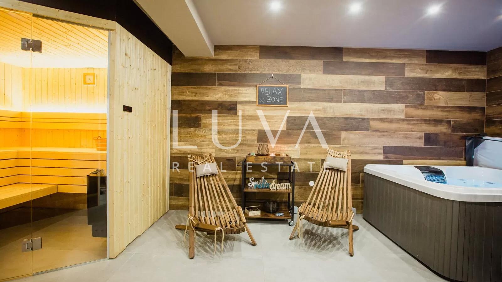 Baška, Krk, luksuzna vila s bazenom i Jacuzzi-jem blizu mora