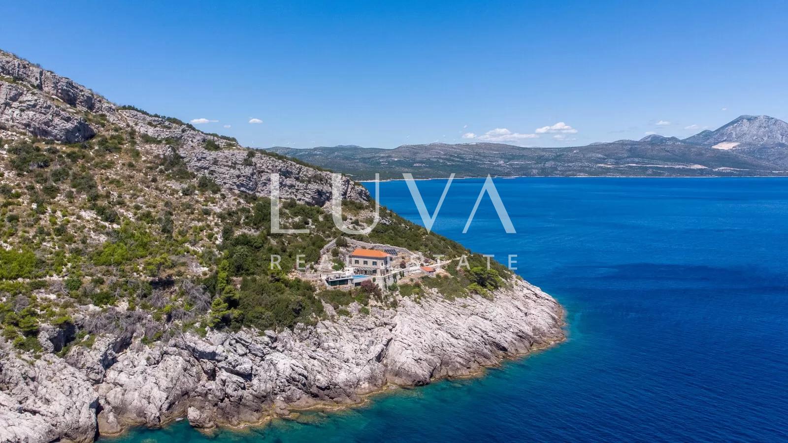Einzigartiges Ferienhaus auf einer unbewohnten Insel, Investitionsmöglichkeit