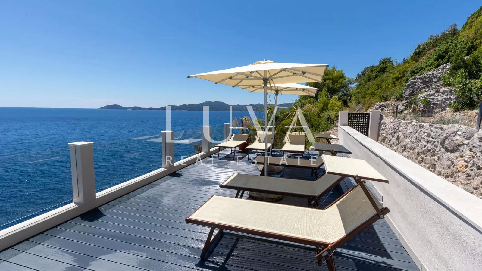 Einzigartiges Ferienhaus auf einer unbewohnten Insel, Investitionsmöglichkeit