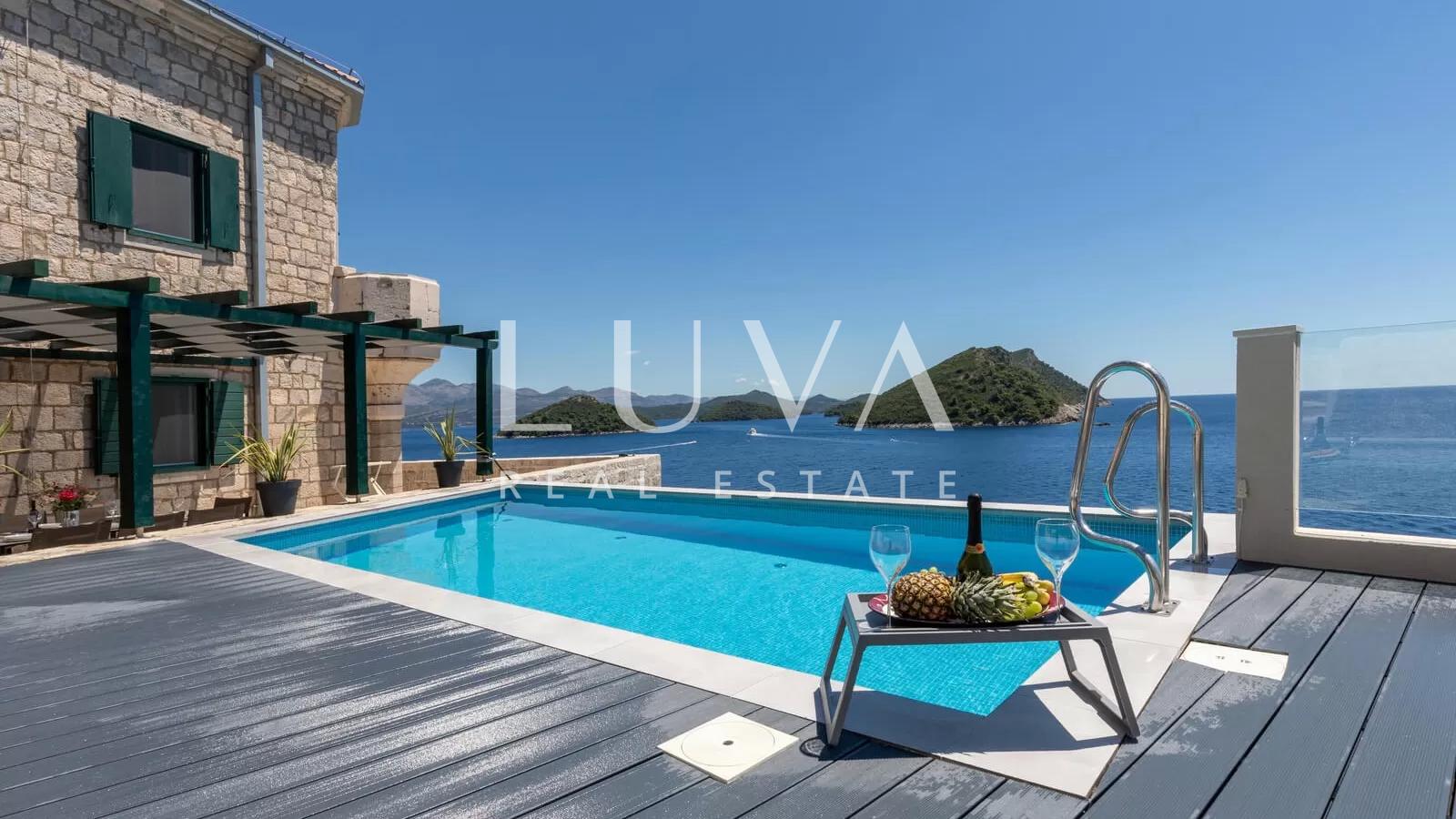 Einzigartiges Ferienhaus auf einer unbewohnten Insel, Investitionsmöglichkeit