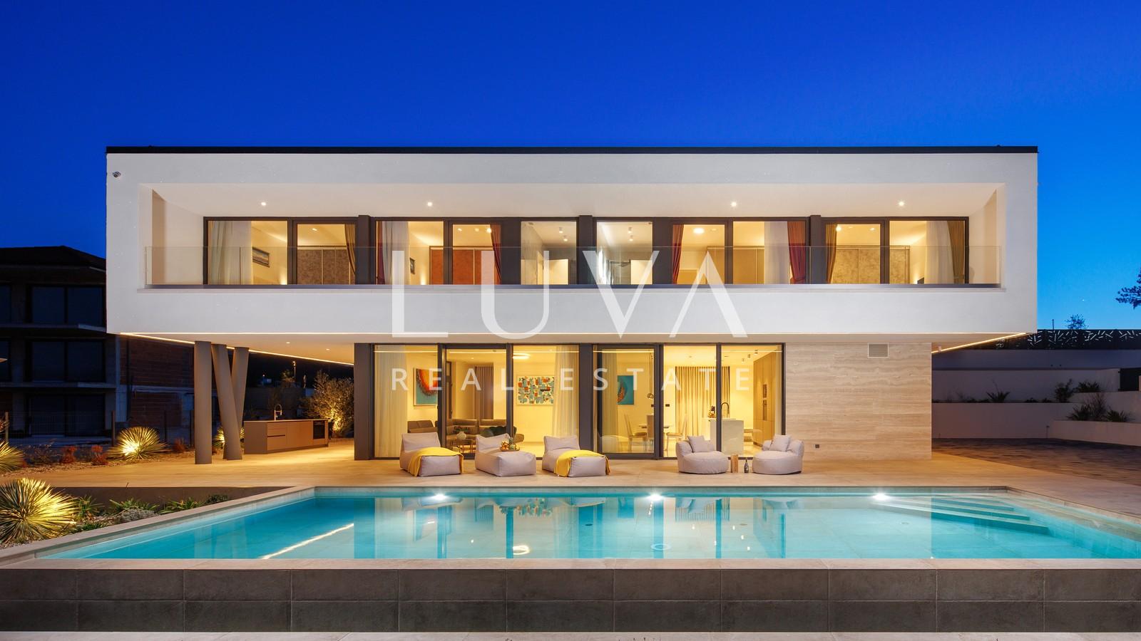 Krk, Vrbnik, Luxusvilla mit Meerblick und Pool, 265 m² zu verkaufen