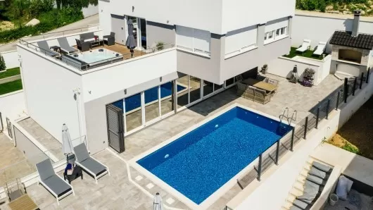 Podstrana, Split, luxury house with pool for rent