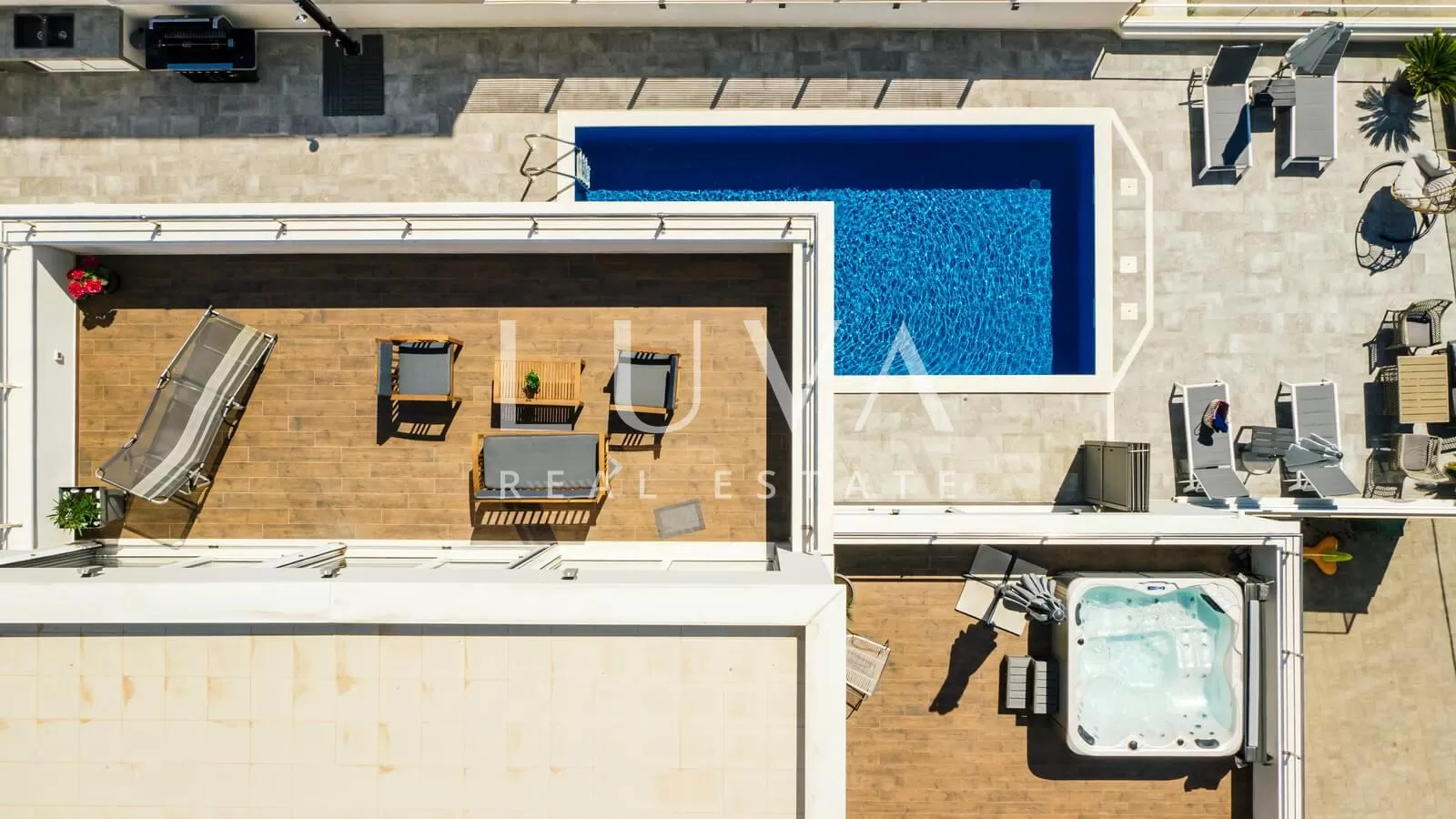 Podstrana, Split, luxuriöses Haus mit Pool zur Miete