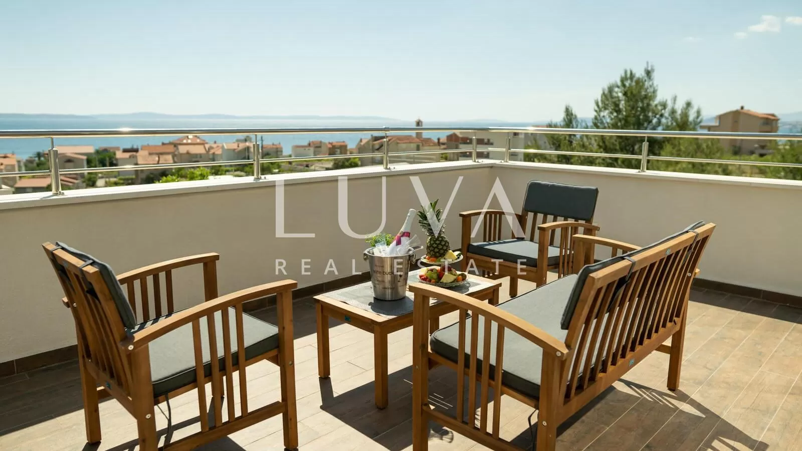 Podstrana, Split, luxuriöses Haus mit Pool zur Miete