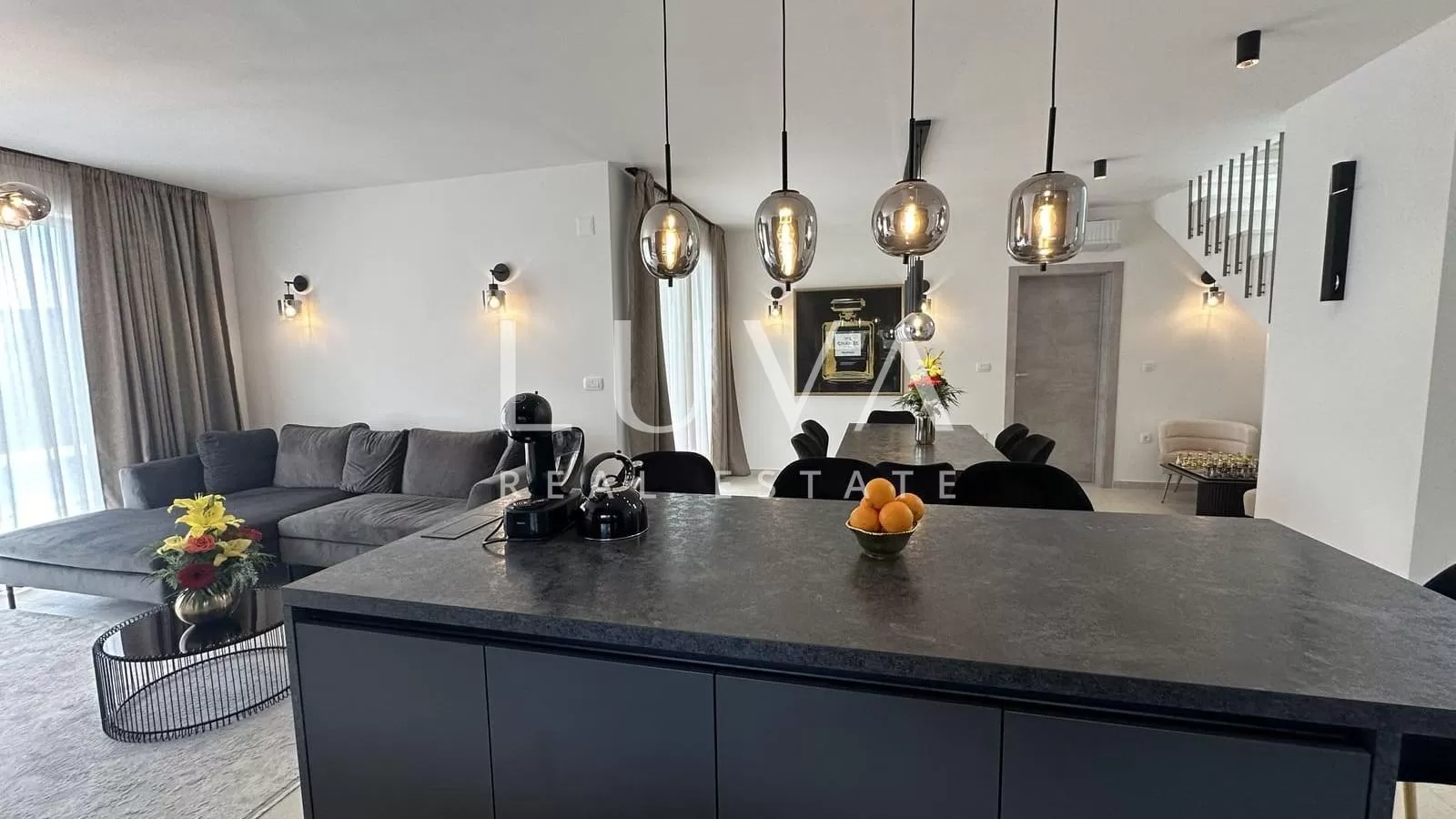Kaštel Stari, Split, modern luxury house with a pool for sale