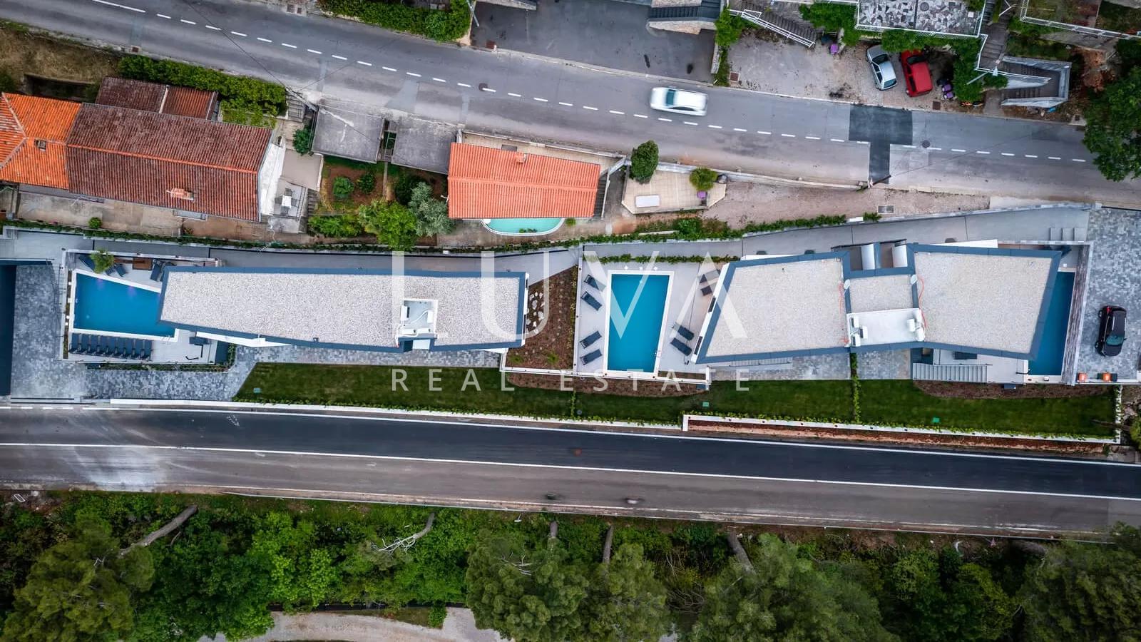 Mošćenička Draga, luksuzna vila s bazenom na prodaju