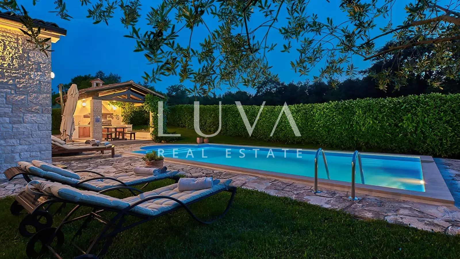 Karojba, Motovun, Istria, stone house with pool for sale