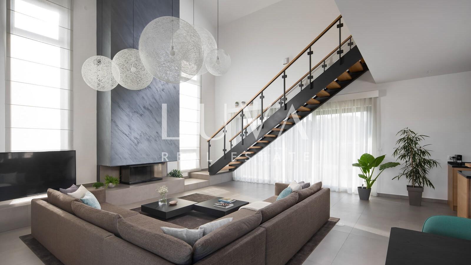 Istra, Bale, luksuzna vila s 3 bazena i wellnessom na prodaju