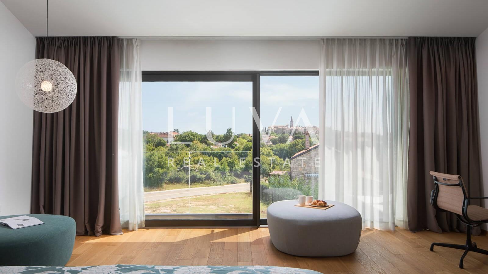 Istra, Bale, luksuzna vila s 3 bazena i wellnessom na prodaju