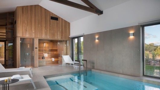 Istra, Bale, luksuzna vila s 3 bazena i wellnessom na prodaju