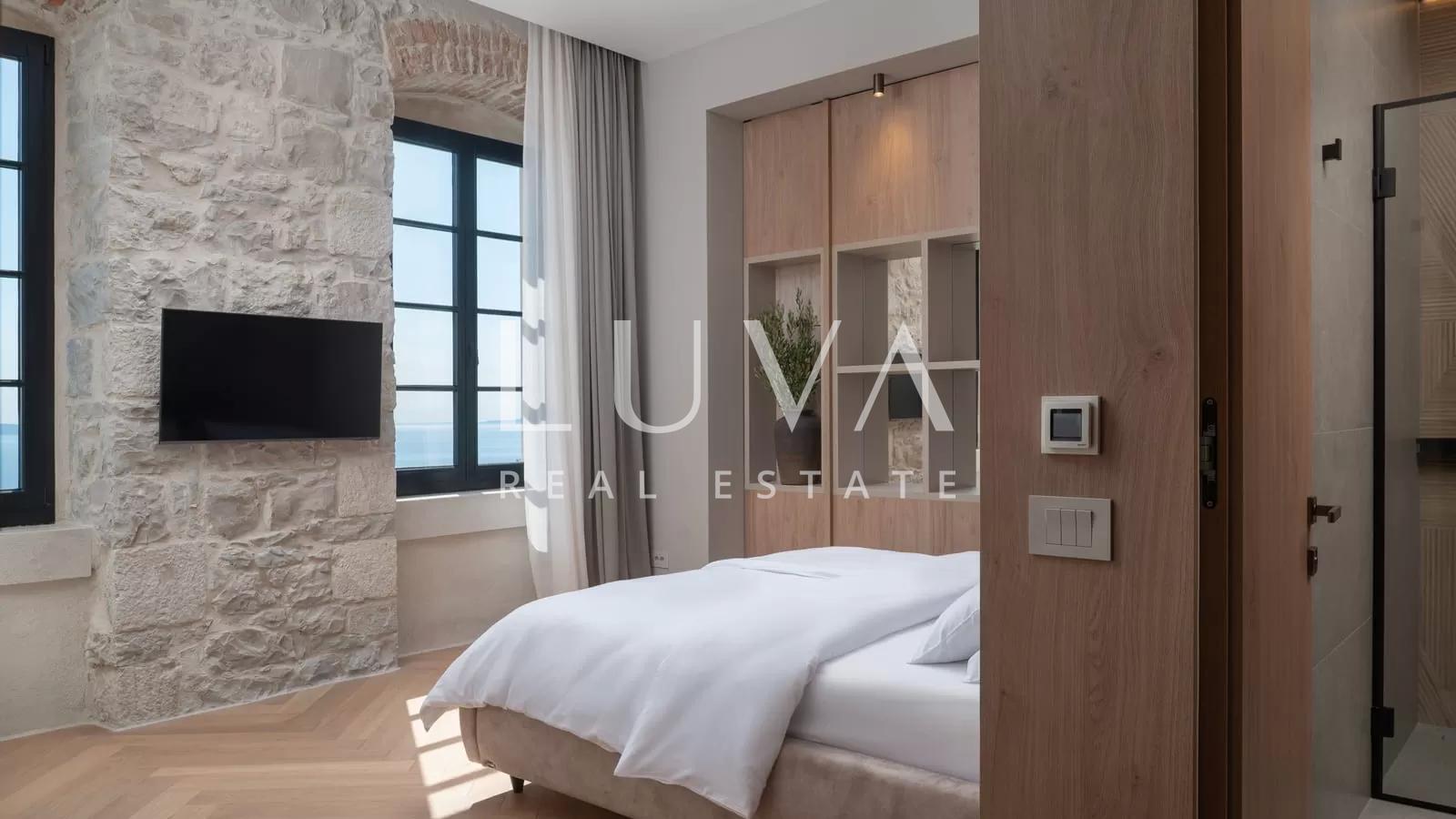 Podstrana, Split, luksuzna vila s bazenom za dugoročni najam