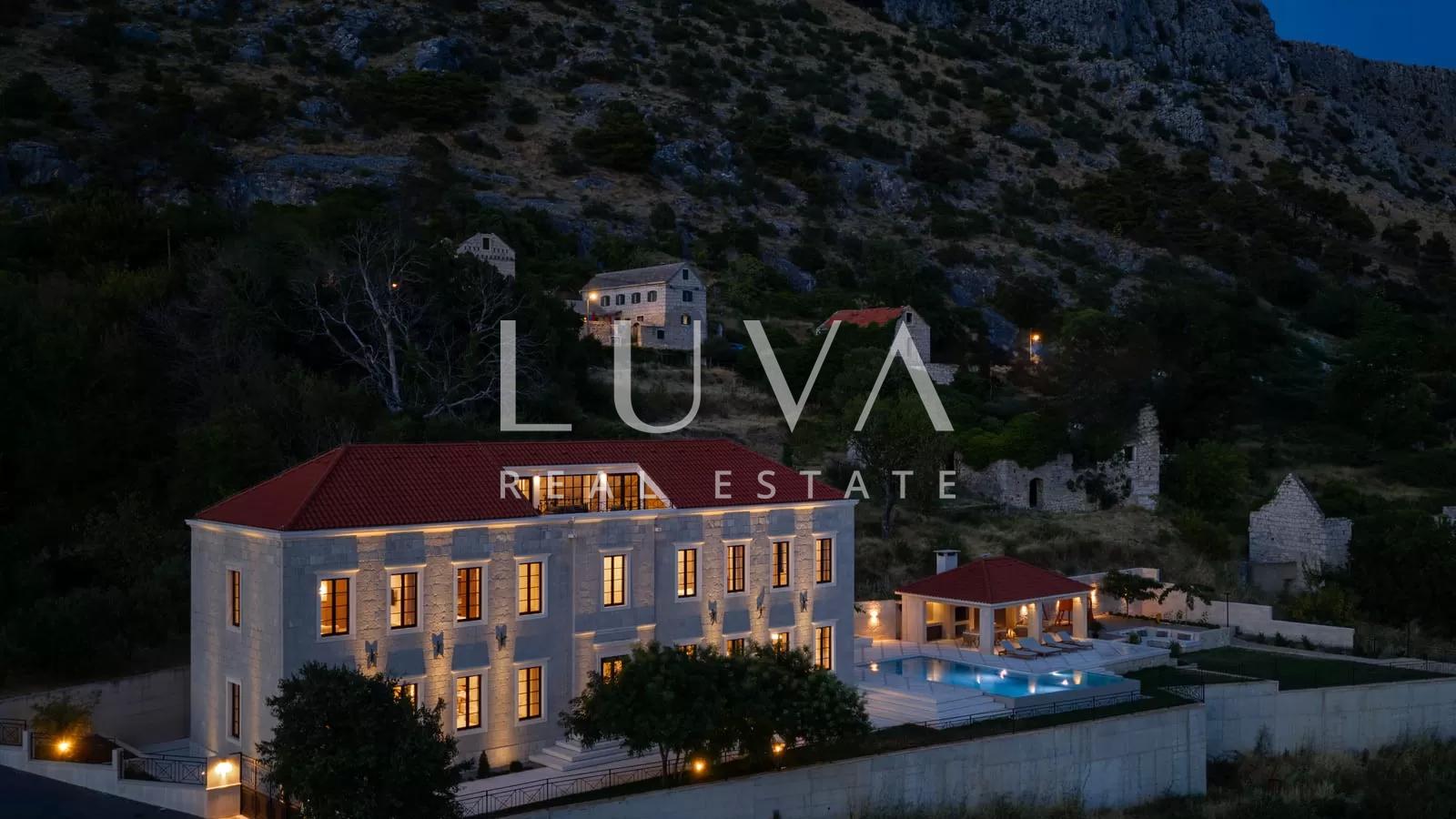 Podstrana, Split, luksuzna vila s bazenom za dugoročni najam