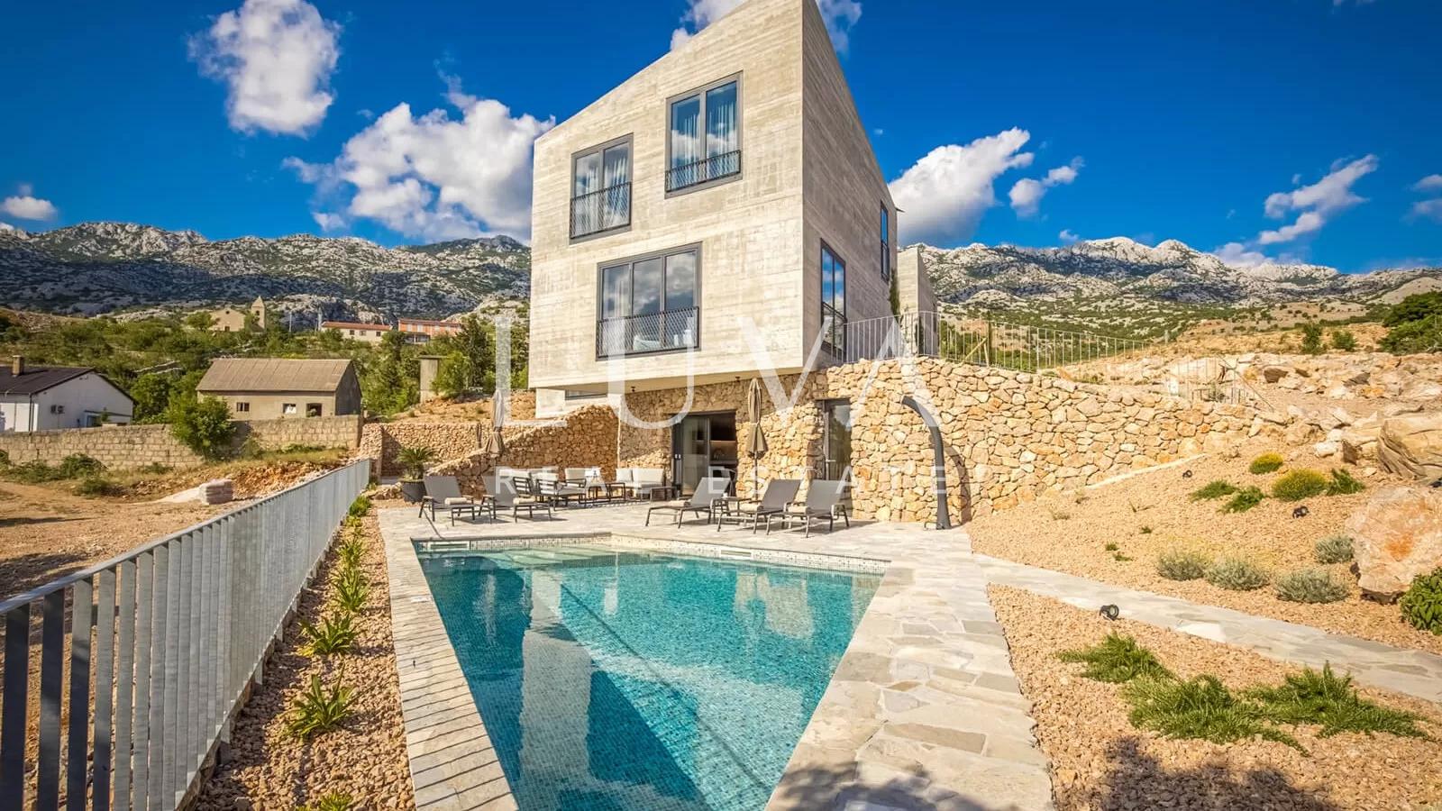 Karlobag, 3 luksuzne kuće uz more, odlična investicijska prilika