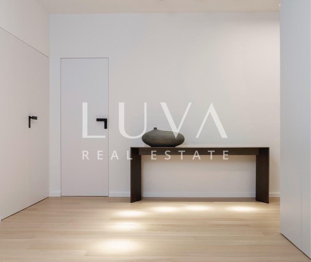 Zagreb, Srebrnjak, designer eingerichtete Wohnung zur Miete