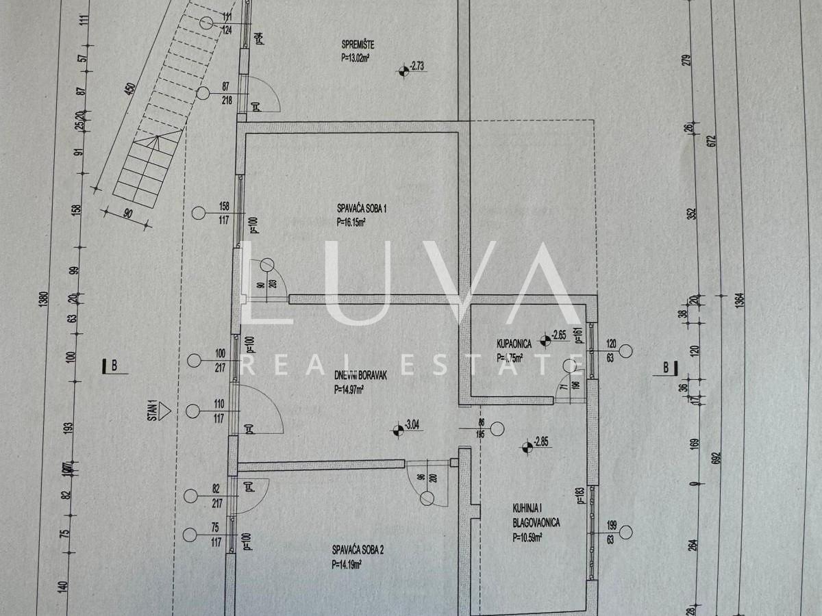 Marina, Trogir, prodaja dvojne kuće 247 m2 na 3 etaže + parking