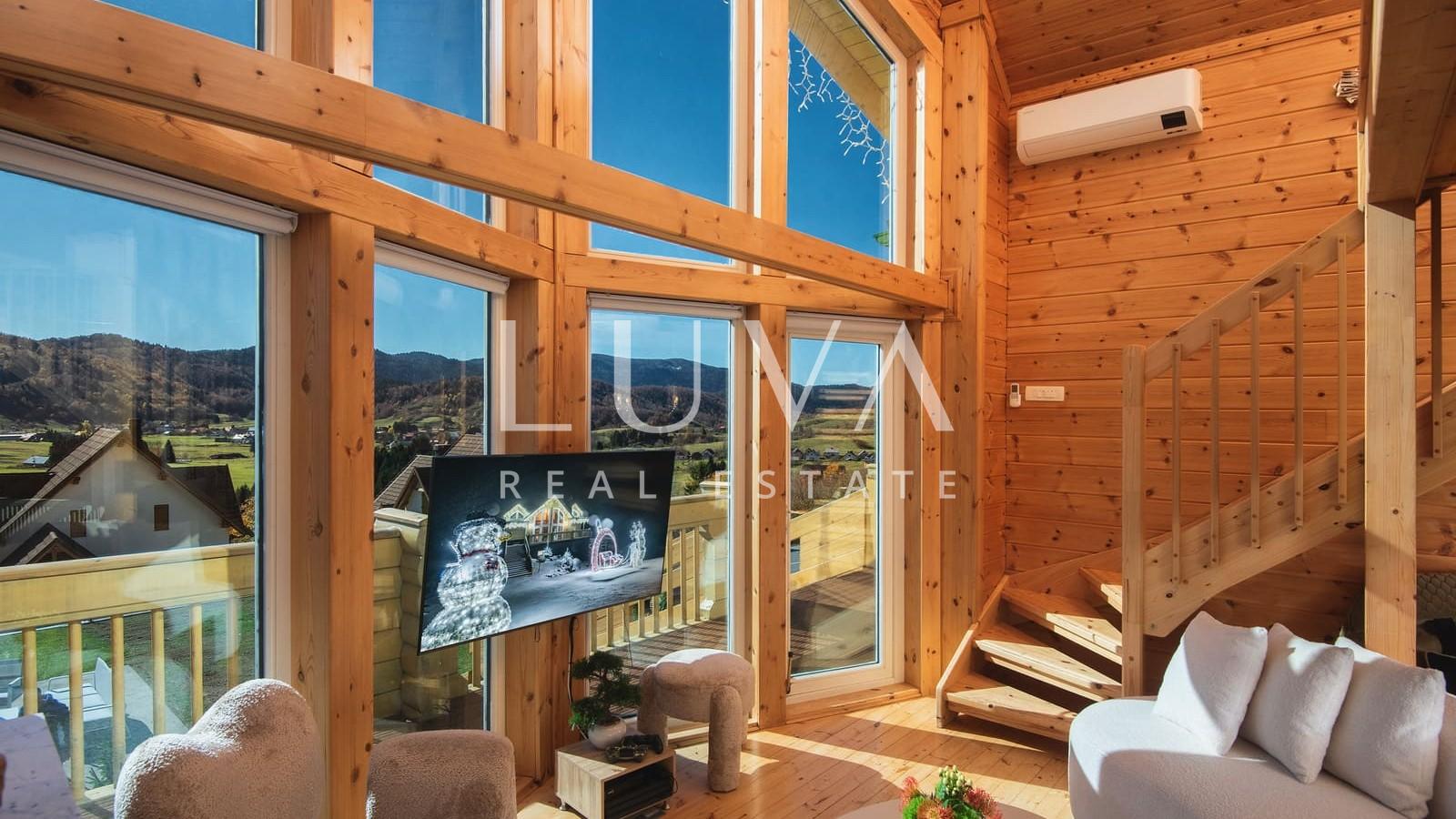 Mrkopalj, Gorski Kotar, moderna drvena kuća na prodaju