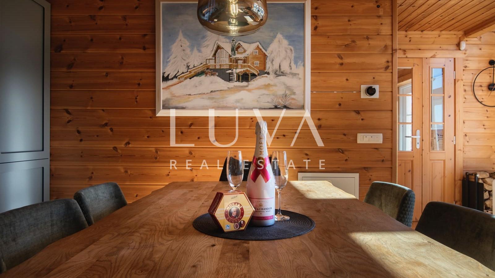 Mrkopalj, Gorski Kotar, moderna drvena kuća na prodaju