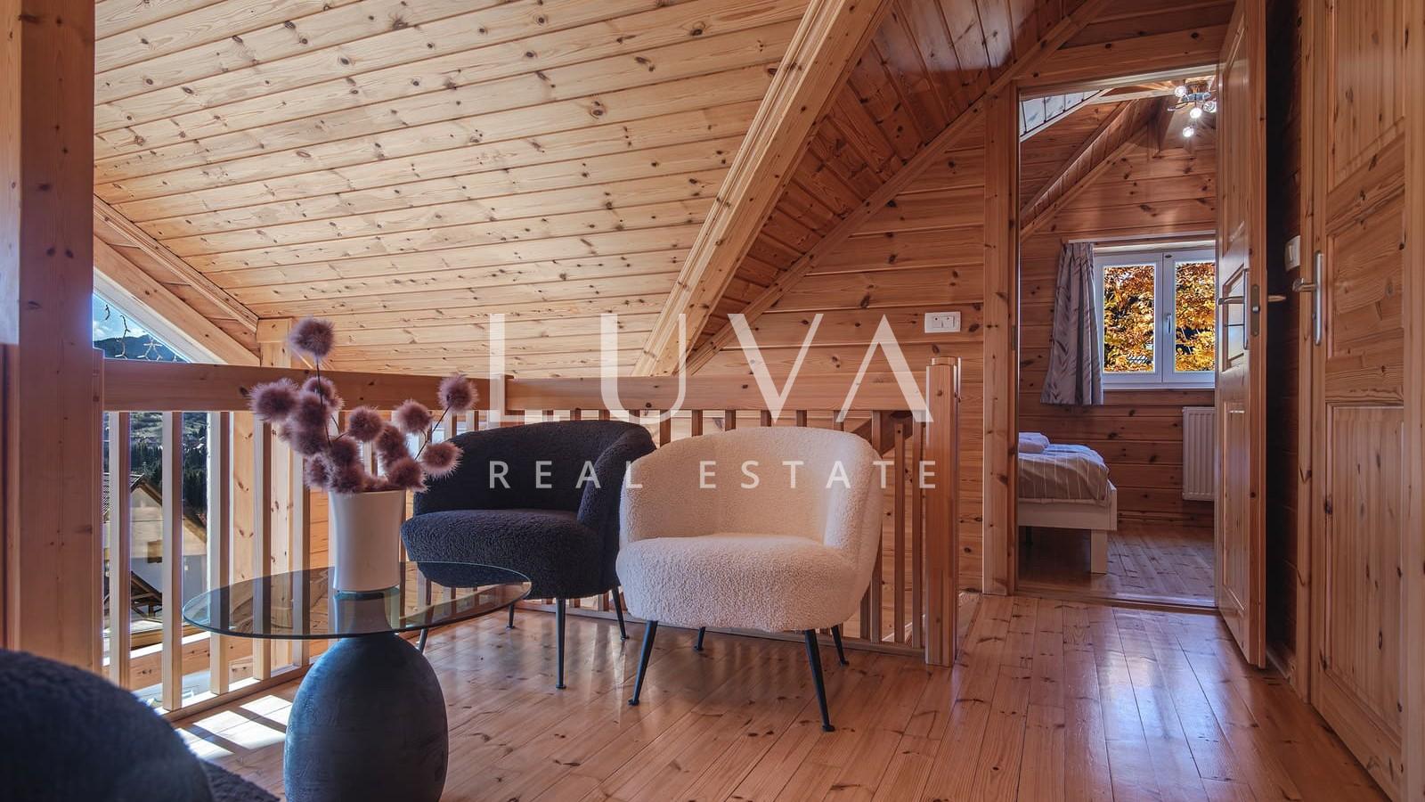 Mrkopalj, Gorski Kotar, moderna drvena kuća na prodaju