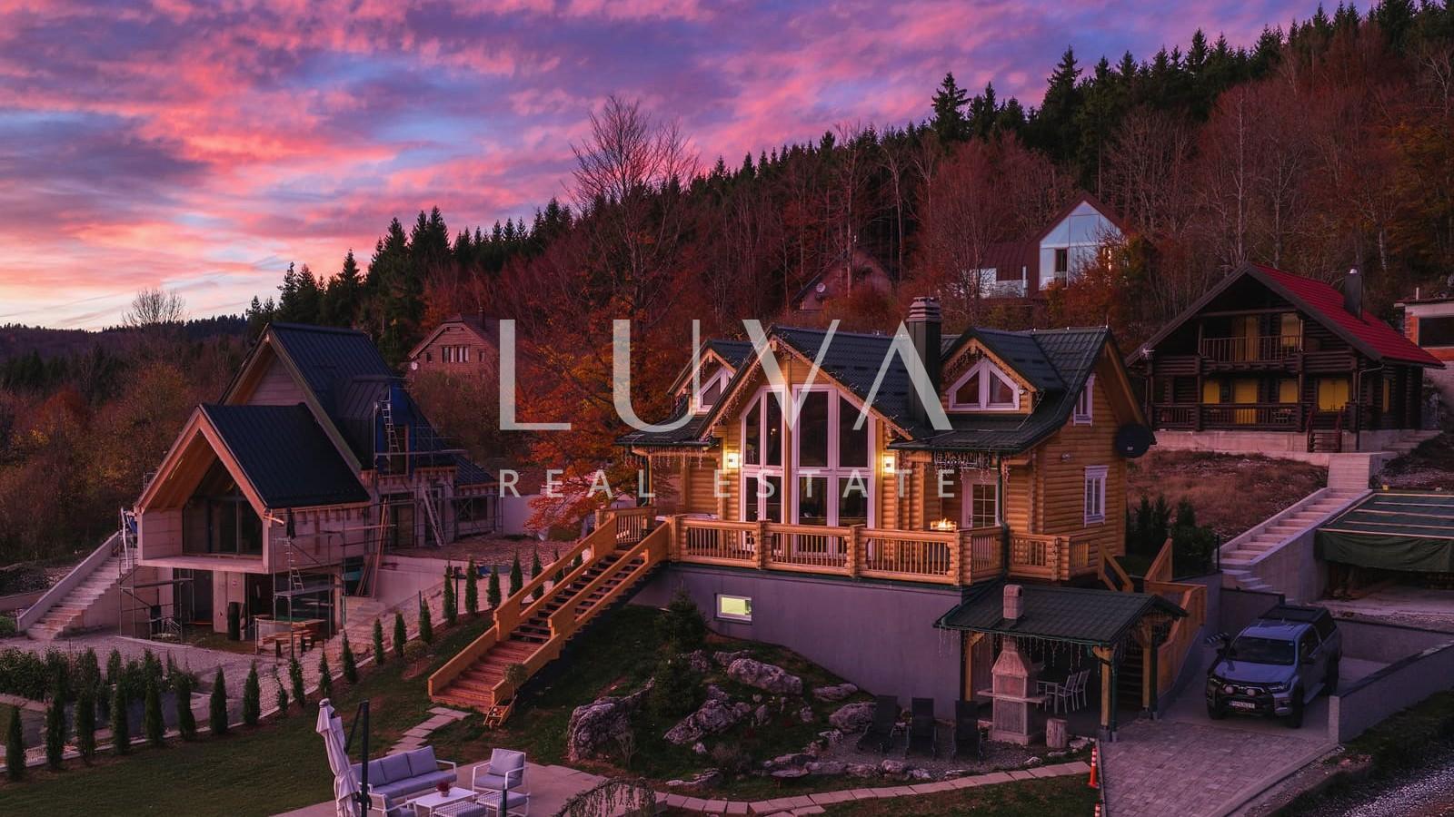 Mrkopalj, Gorski Kotar, moderna drvena kuća na prodaju