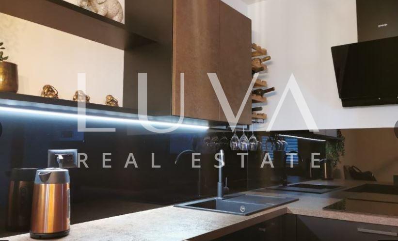 Split Manuš: möblierte 3-Zimmer-Wohnung zur Miete, 65 m²